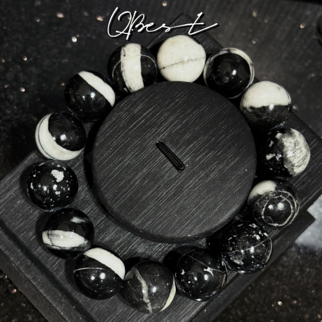 黑金鋼手珠帶白色共生